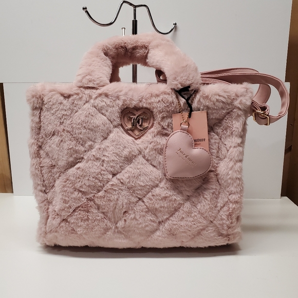 Juicy Couture Handbags - ❗last one❗Juicy Couture Large cozy tote dusty blush with Detachable strap